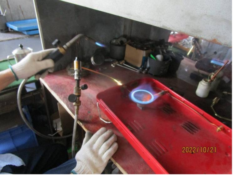 Verificación de fugas en el regulador