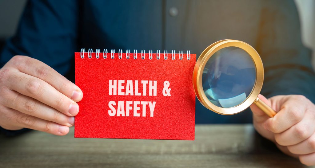 Como detectar riesgos de salud y seguridad con auditorías SA8000